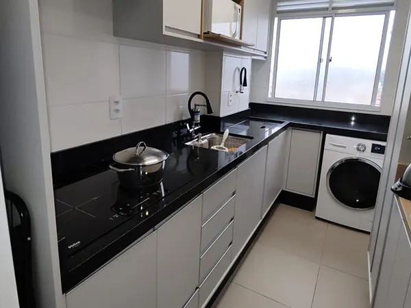 Cozinha em granito preto entregue em Indaiatuba